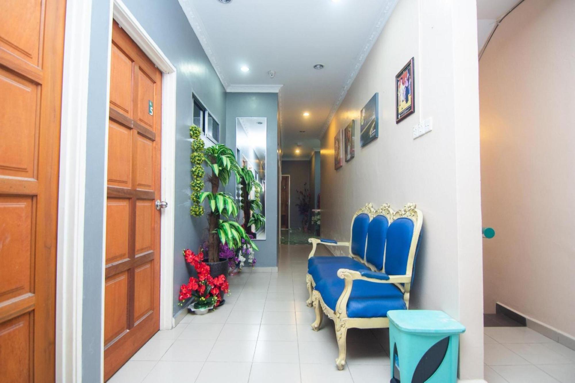 Oyo 1224 Hotel Hajah Rohayah Tanjong Malim Εξωτερικό φωτογραφία