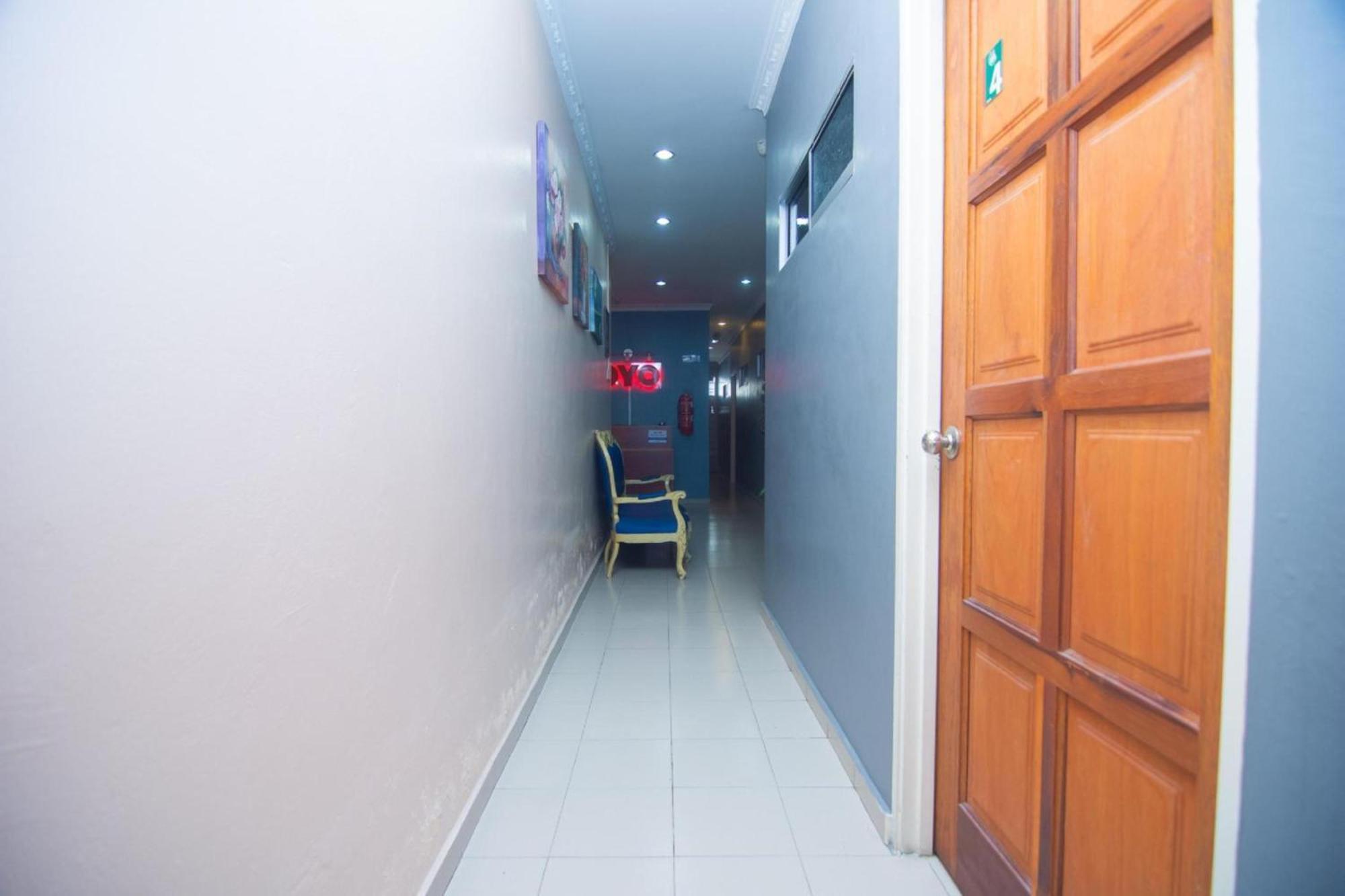 Oyo 1224 Hotel Hajah Rohayah Tanjong Malim Εξωτερικό φωτογραφία